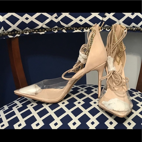 Nude and clear pointy toe pumps by Cape robbin. - Picture 2 of 6